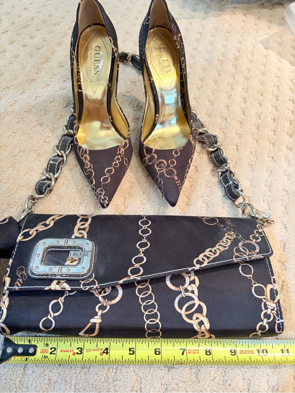 GUESS Black/Gold Chain-Print Satin Clutch & Pumps